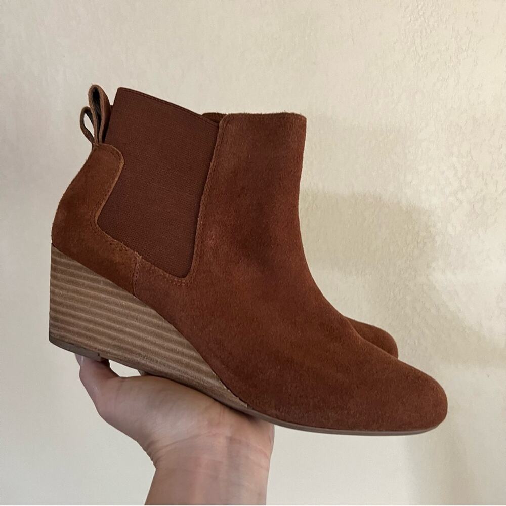 Land’s End brown suede wedge heeled bootie 9